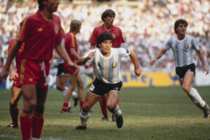 New York, all'asta la maglia di Maradona della semifinale di Messico '86