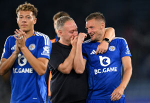 Vardy prende in giro il Tottenham per gli zero titoli in Premier League