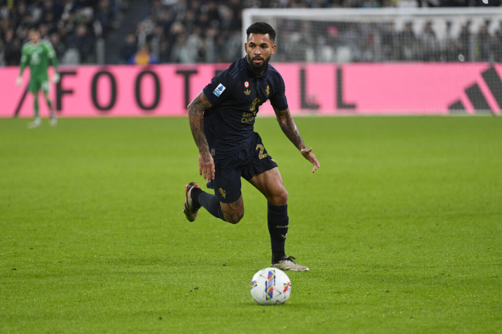douglas luiz