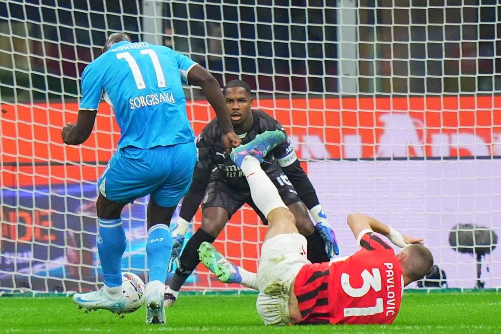 1730235580-milan-napoli-lukaku-gol