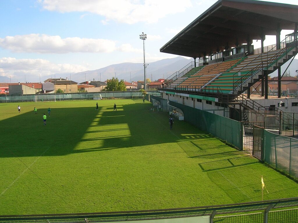 Avezzano_-_Stadio_dei_Marsi1
