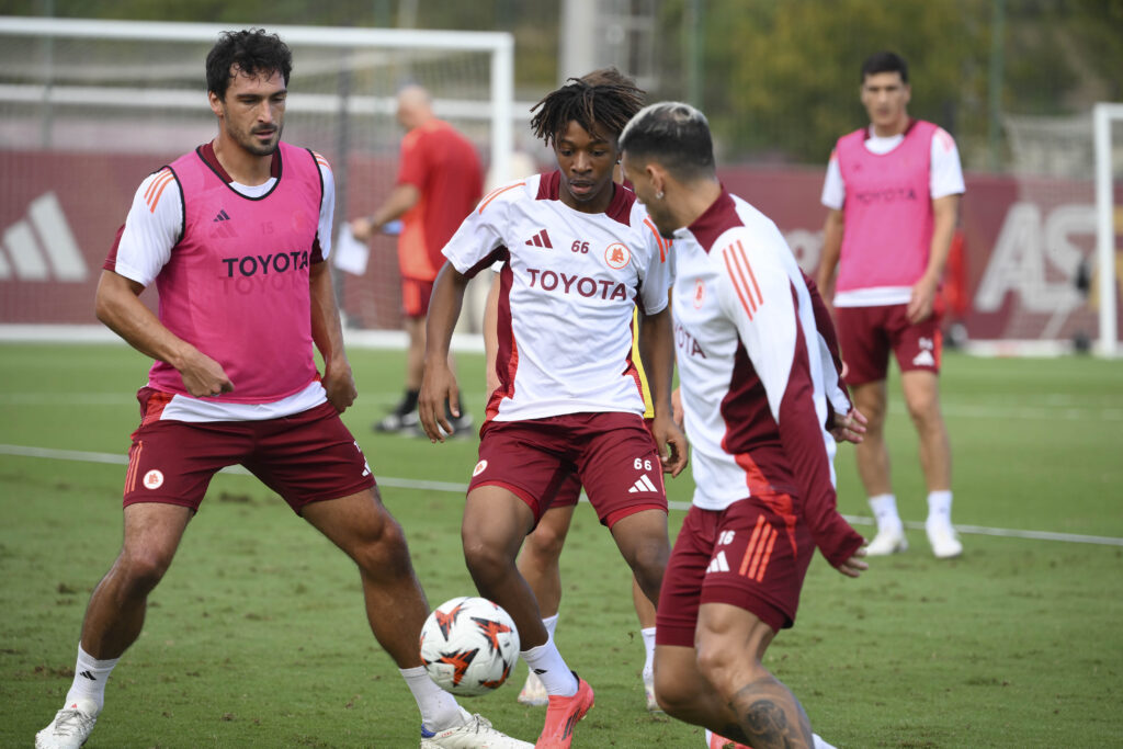Hummels, Roma
