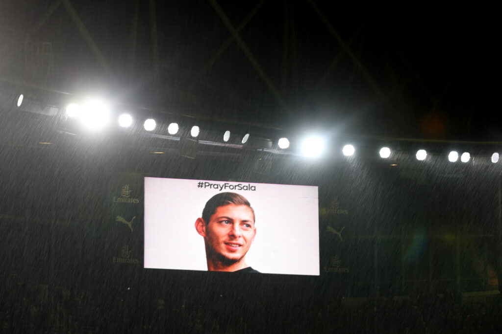 Arsenal FC v Cardiff City - Premier League