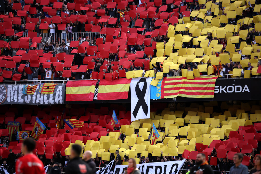 Valencia CF v Real Betis Balompie - La Liga EA Sports