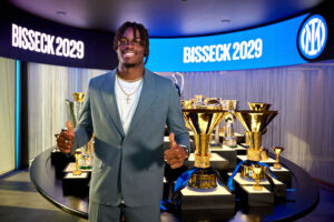 FC Internazionale Extend Contact To Yann Bisseck