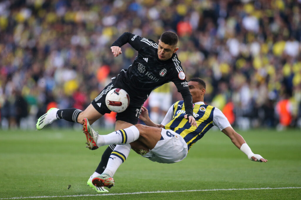 Fenerbahce v Besiktas - Turkish Super League