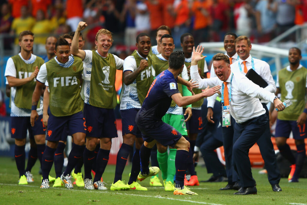 Spain v Netherlands: Group B - 2014 FIFA World Cup Brazil