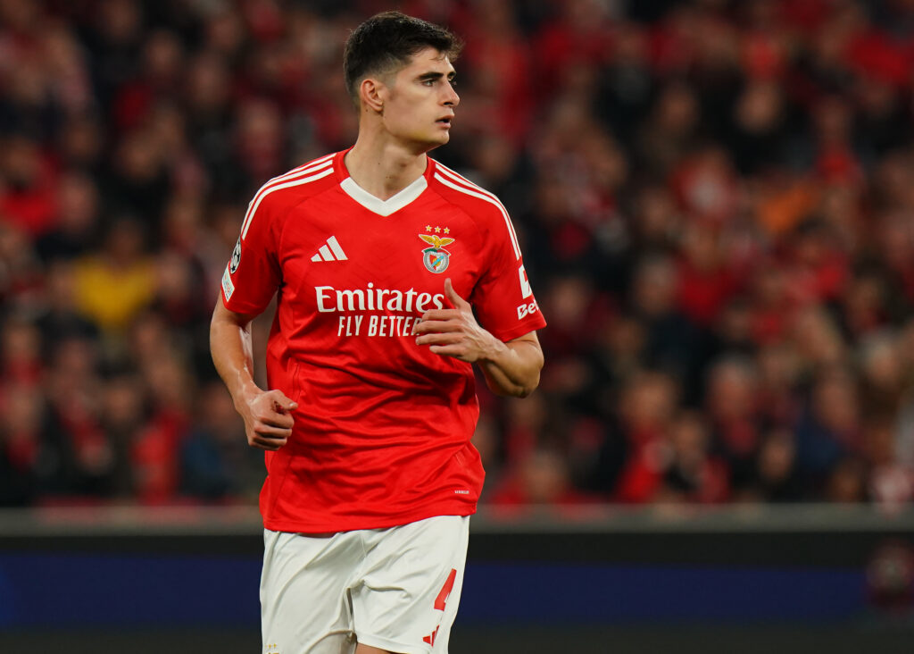 SL Benfica v FC Barcelona - UEFA Champions League 2024/25 Round of 16 First Leg