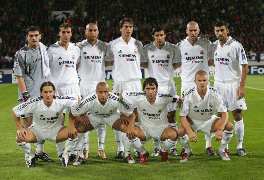 Fussball: CL 04/05, Bayer 04 Leverkusen-Real Madrid