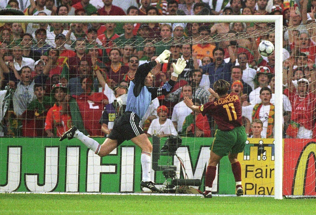 KAHN/CONCEICAO/PORTUGAL - DEUTSCHLAND ( POR - GER ) 3:0
