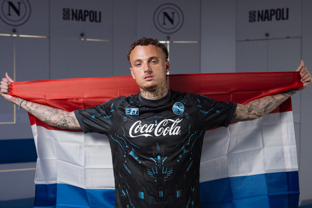 SSC Napoli Noah Lang Photoshoot