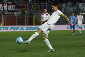 Como v Cosenza Calcio - Serie B
