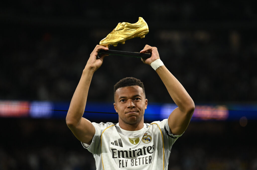 Real Madrid CF v Valencia CF - LaLiga EA Sports