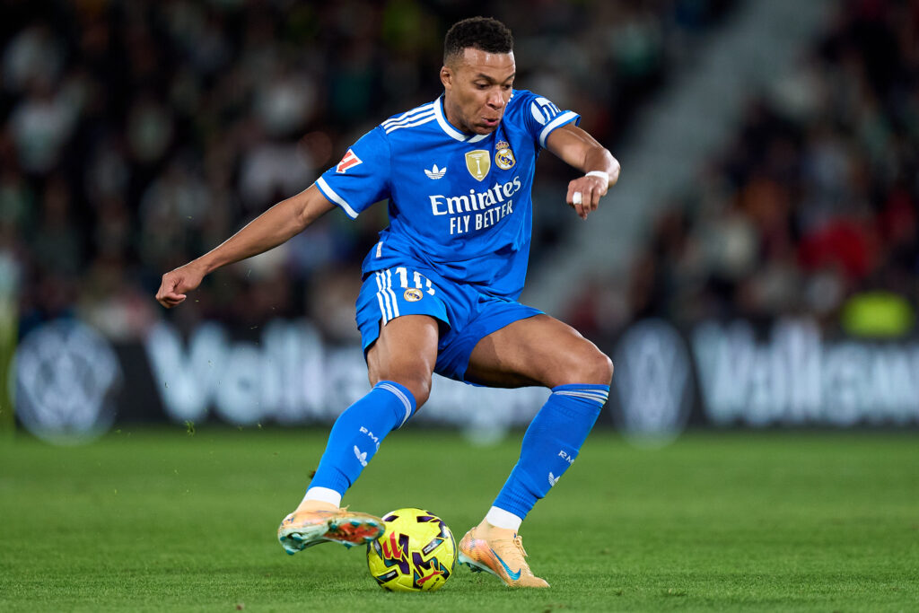 Elche CF v Real Madrid CF - LaLiga EA Sports