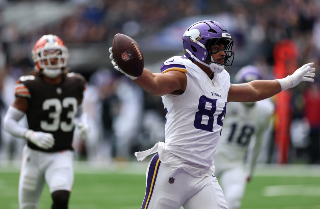 Minnesota Vikings v Cleveland Browns - NFL 2025