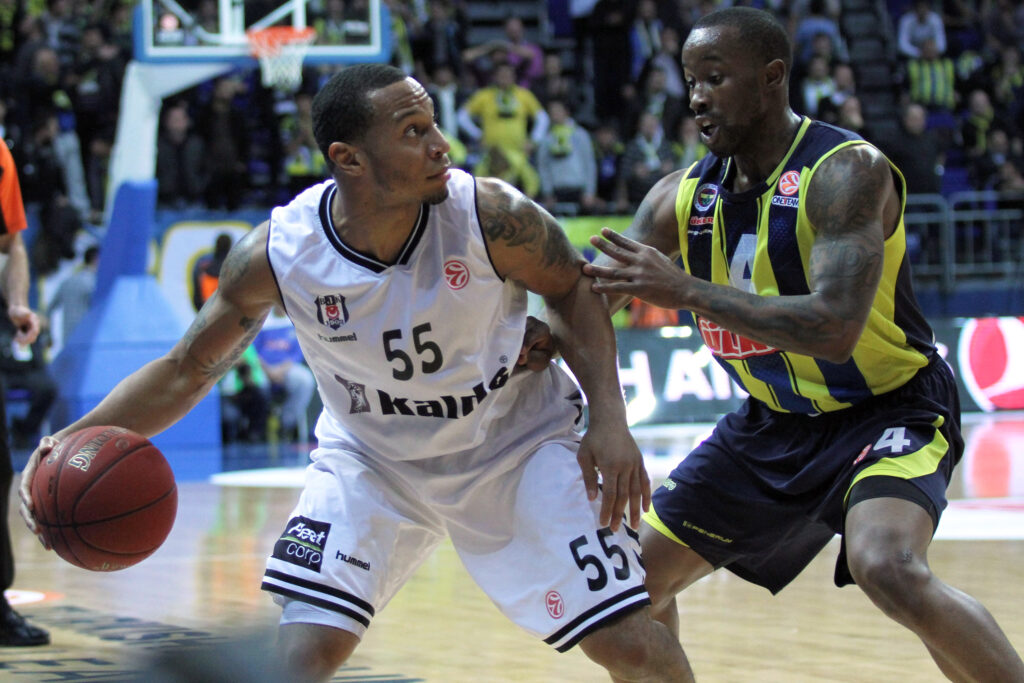 Fenerbahce Ulker Istanbul v Besiktas JK Istanbul - Turkish Airlines Euroleague