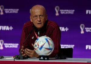 La nuova norma FIFA che penalizza i simulatori: arriva l'annuncio di Collina