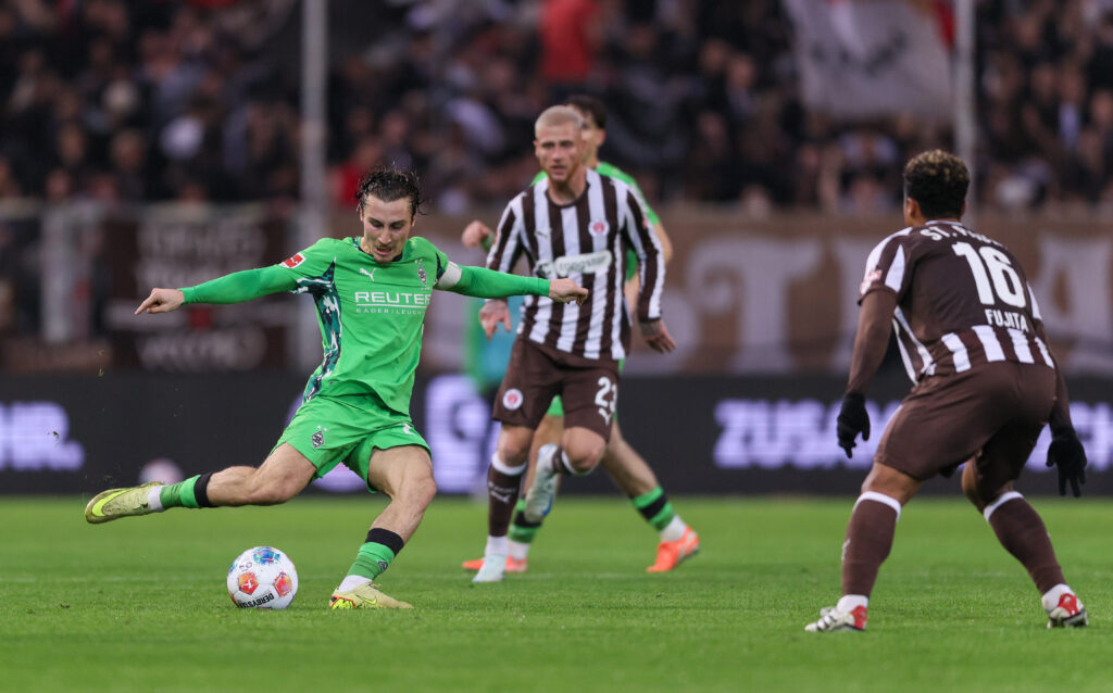 FC St. Pauli v Borussia Mönchengladbach - Bundesliga