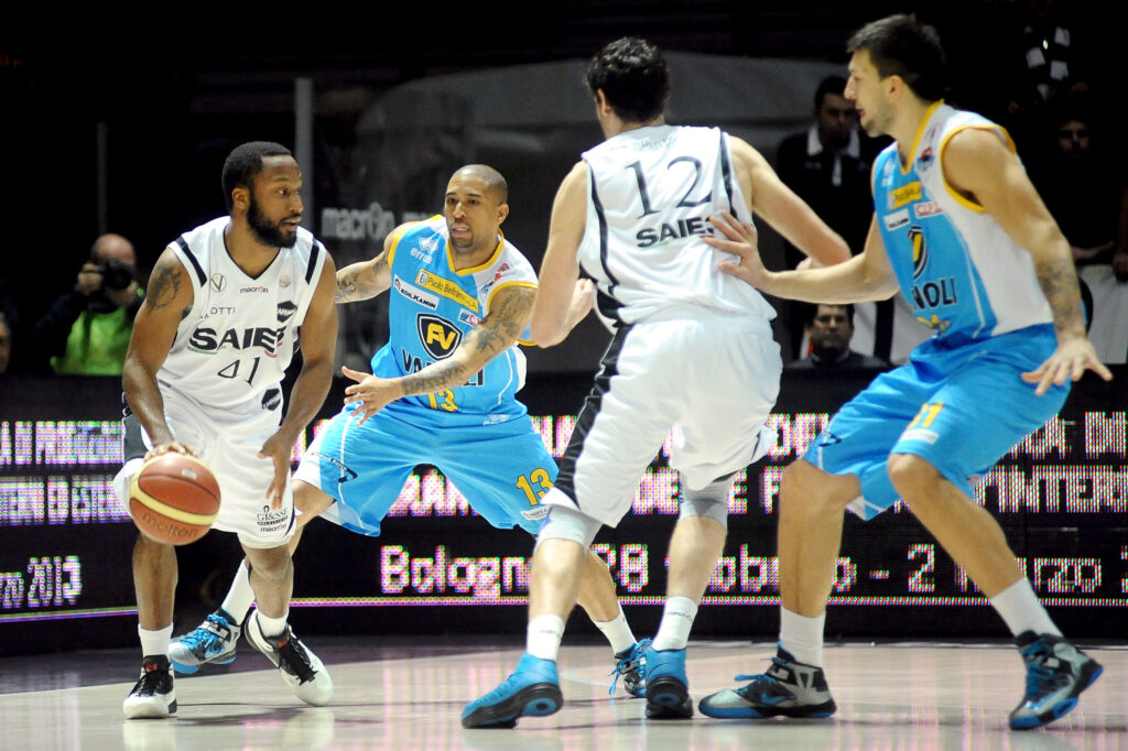 Virtus SAIE3 Bologna v Vanoli Cremona - LegaBasket Serie A