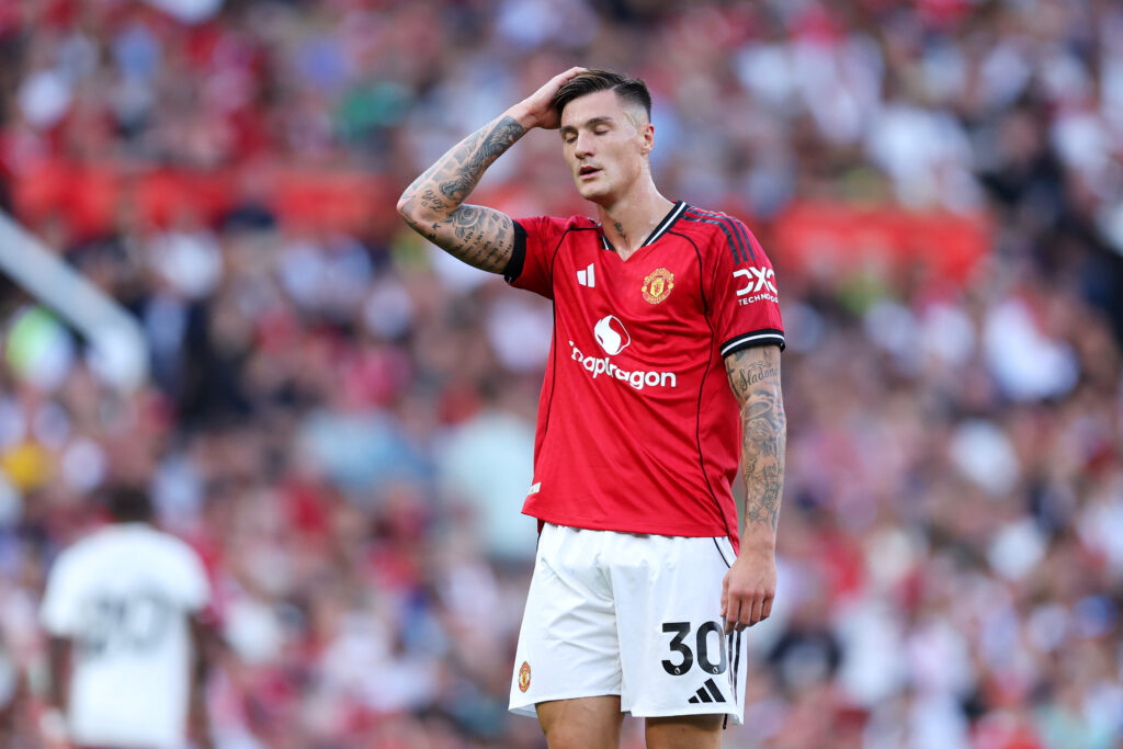 Manchester United v Arsenal - Premier League