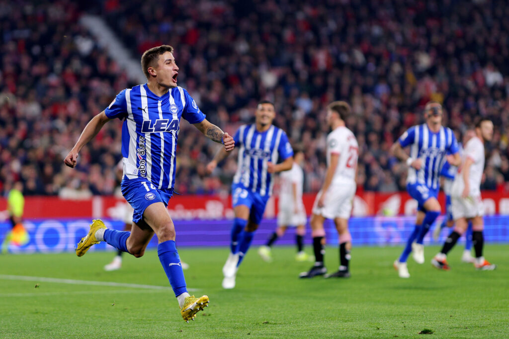 Sevilla FC v Deportivo Alaves - LaLiga EA Sports
