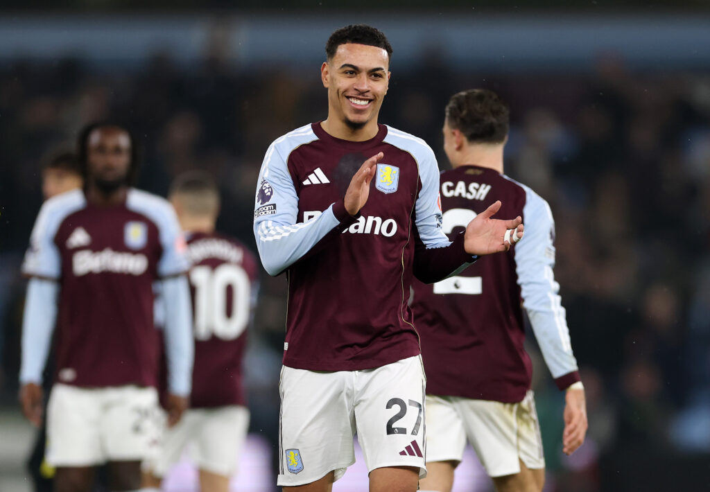 Aston Villa v Manchester United - Premier League