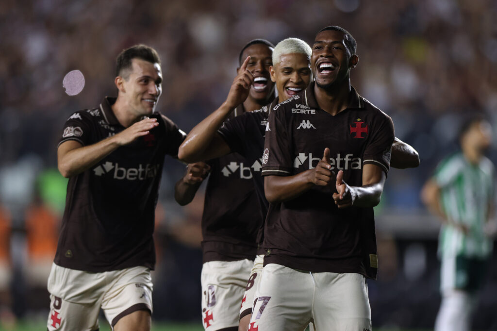 Vasco Da Gama v Juventude - Brasileirao 2025