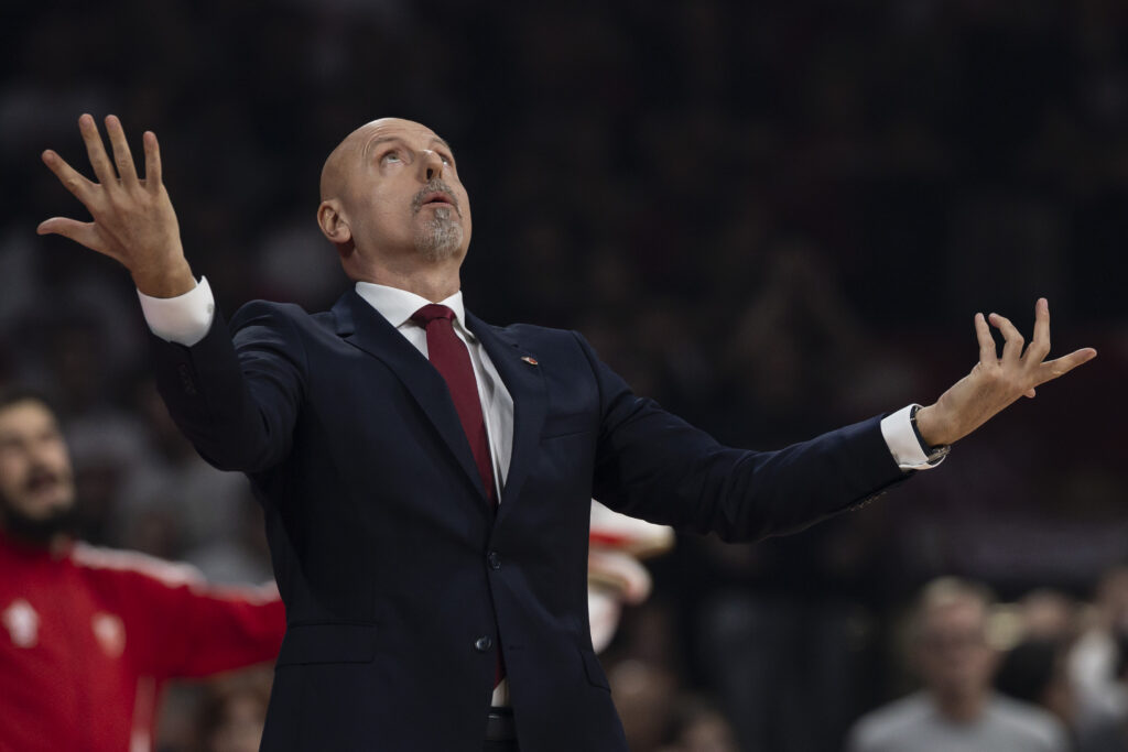 Crvena Zvezda Meridianbet Belgrade v Olympiacos Piraeus - Euroleague 2025/2026