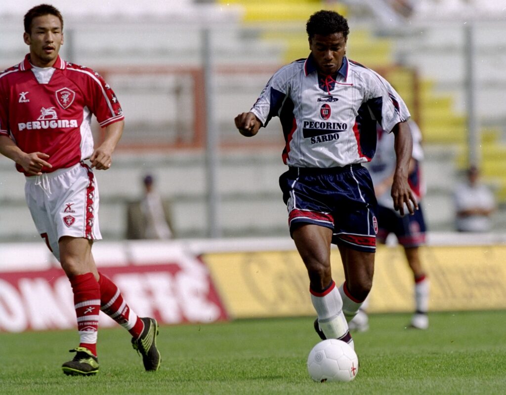 Luis Oliveira of Cagliari