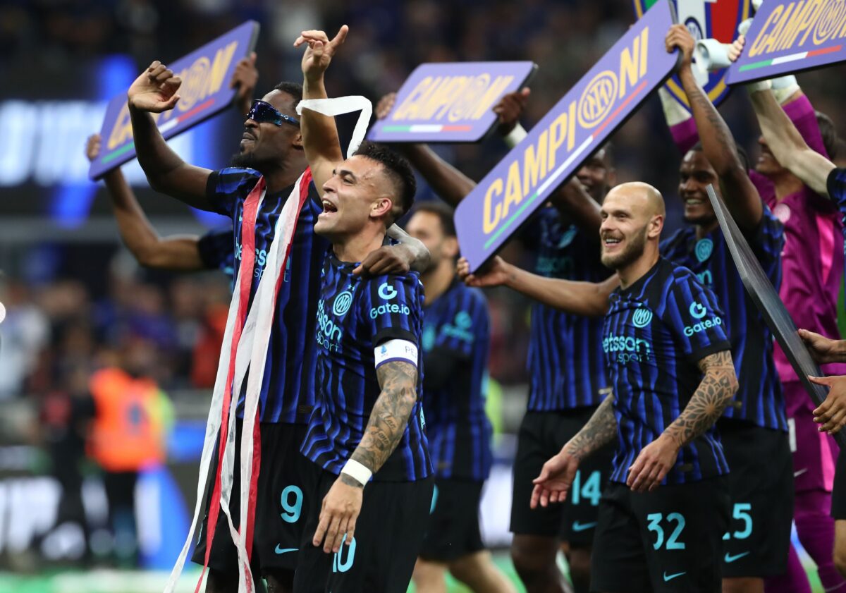 FC Internazionale v Parma Calcio 1913 - Serie A