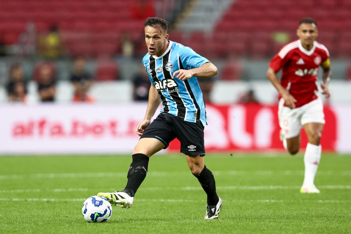Internacional v Gremio - Brasileirao 2025