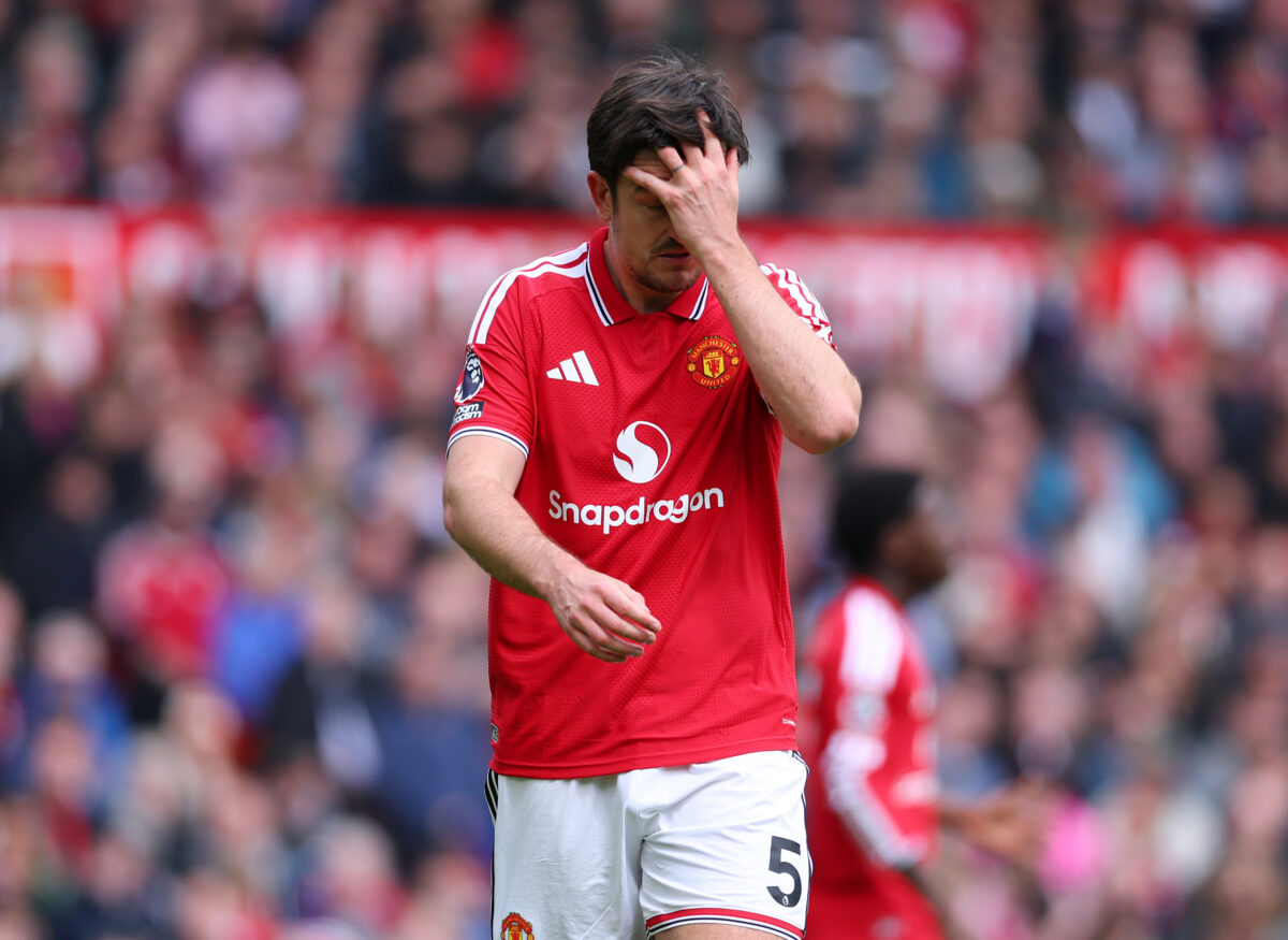 Manchester United v Nottingham Forest - Premier League