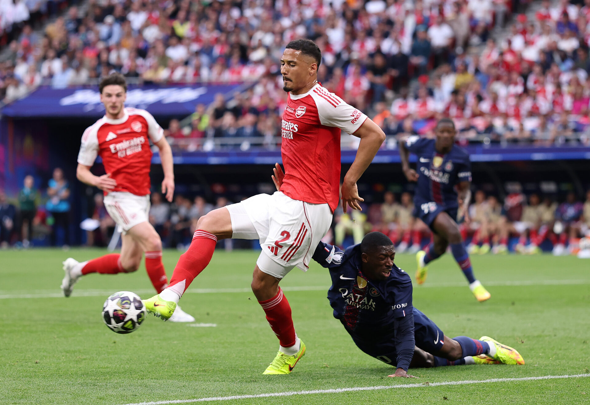 Tegola per la Francia: si infortuna Saliba. Il Mondiale è a rischio