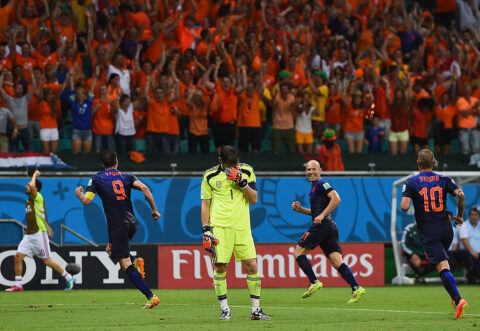 Spain v Netherlands: Group B - 2014 FIFA World Cup Brazil