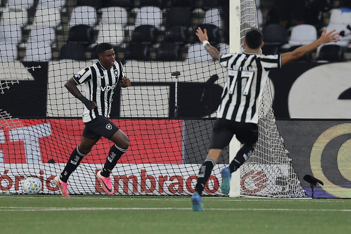 Botafogo v Santos - Brasileirao 2026