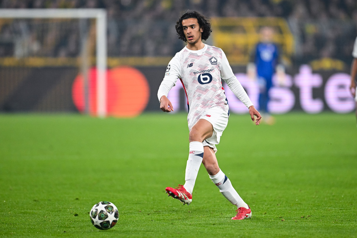 Borussia Dortmund v LOSC Lille - UEFA Champions League 2024/25 Round of 16 First Leg