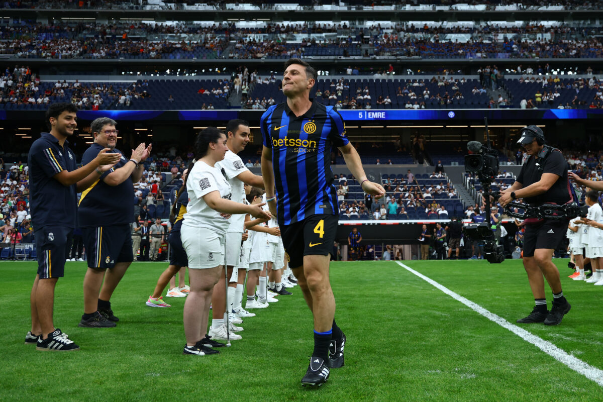 Real Madrid Leyendas v Inter Legends - Corazon Classic Match
