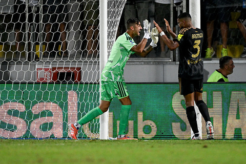 Mattia Perin, Juventus Palermo