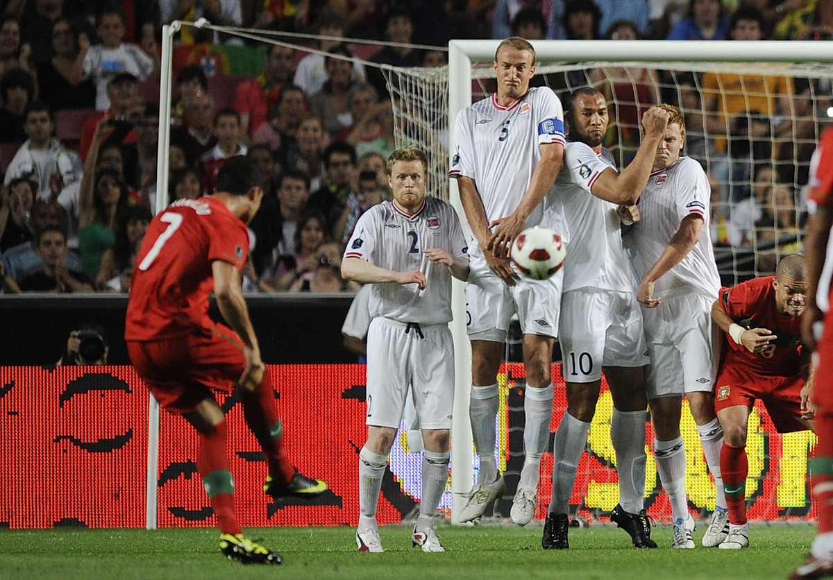Portugal v Norway - EURO 2012 Qualifier