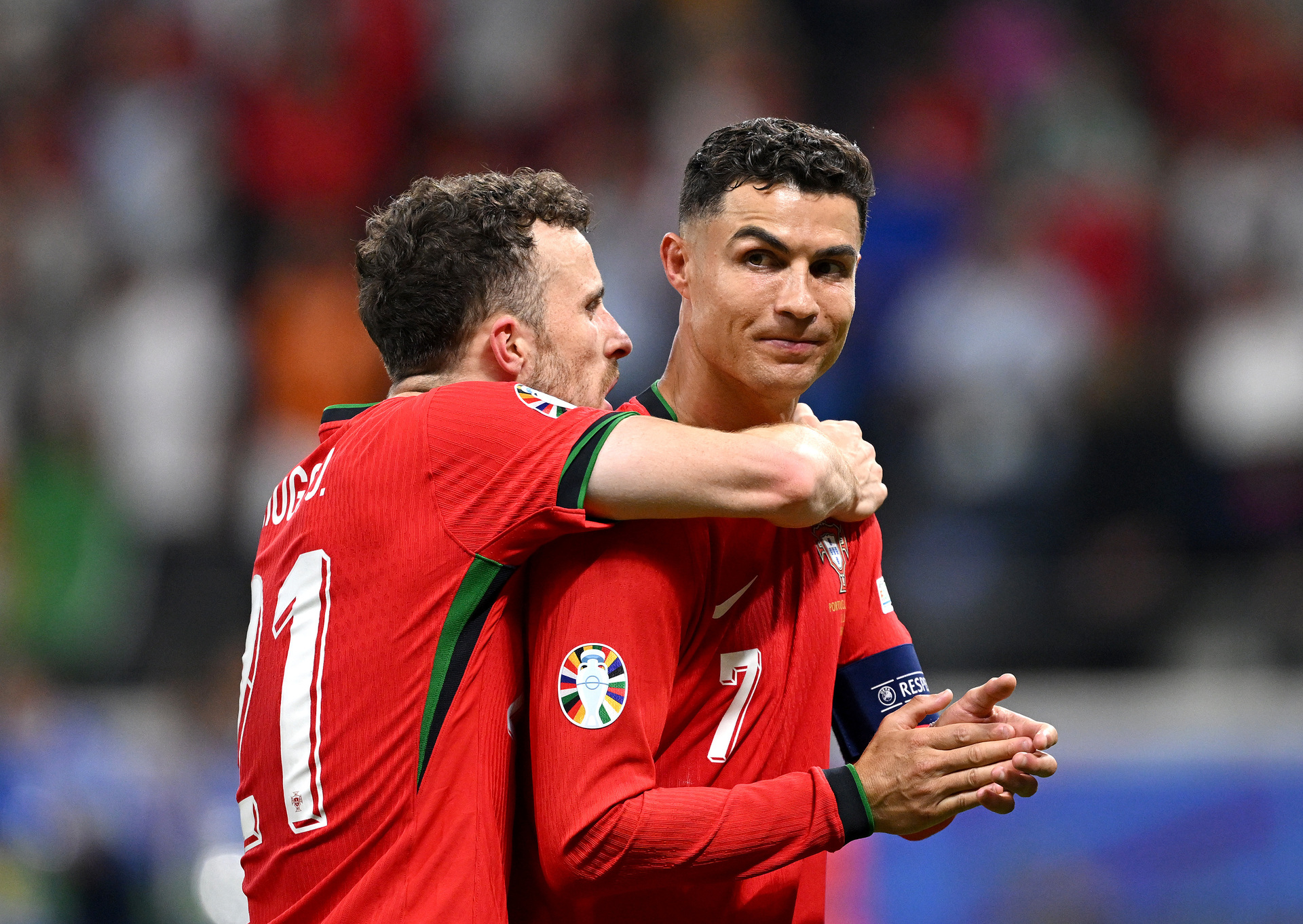 ronaldo difende neves dopo i cori su jota certi tifosi dovrebbero essere banditi a vita da Derbyderbyderby.it ronaldo difende neves dopo i cori su jota certi tifosi dovrebbero essere banditi a vita