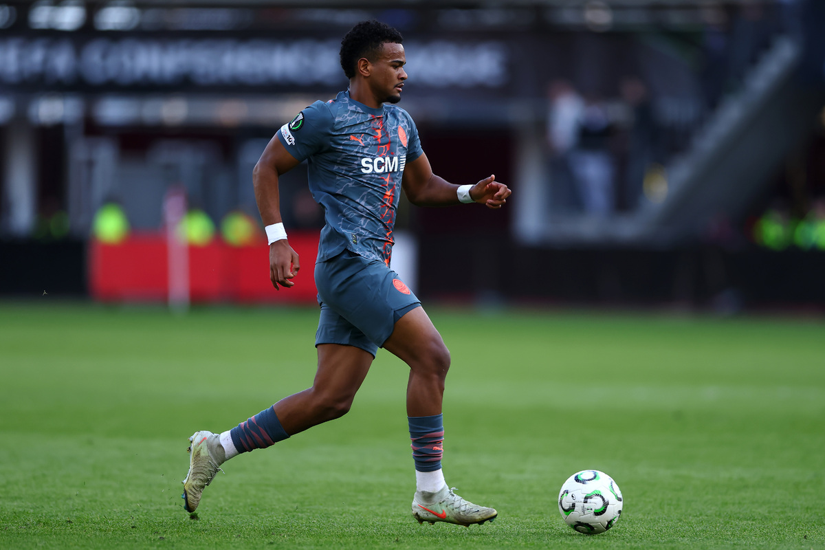AZ Alkmaar v FC Shakhtar Donetsk - UEFA Conference League 2025/26 Quarter-Final Second Leg