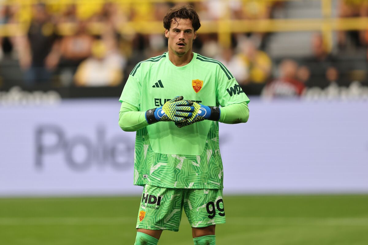 Borussia Dortmund v AS Roma - Pre-Season Friendly