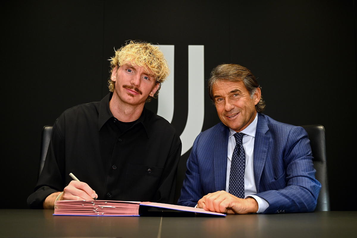 Juventus FC Unveil New Signing Nick Woltemade