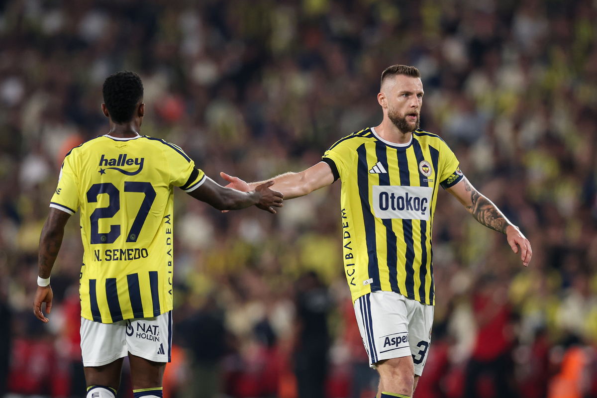 Fenerbahce SK v Besiktas JK - Turkish Super League 2026/27
