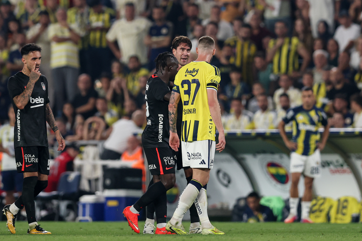 Fenerbahce SK v Besiktas JK - Turkish Super League 2026/27