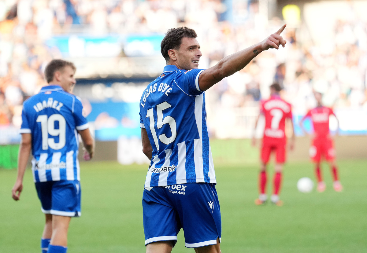 Deportivo Alaves v CA Osasuna - LaLiga EA Sports 2026/27
