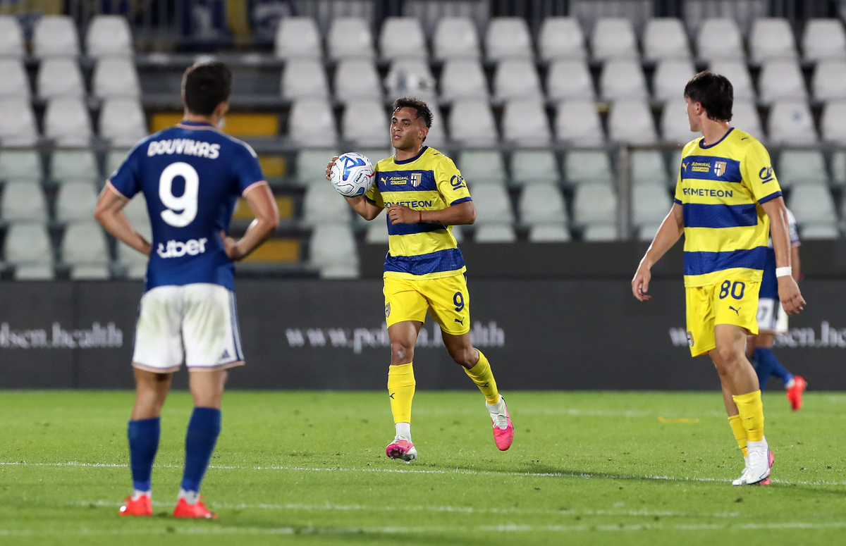 Como 1907 v Parma Calcio - Serie A 2026/27
