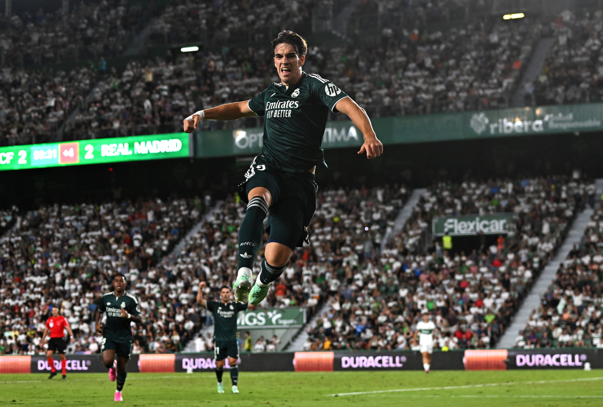 Carlos Espì, Real Madrid