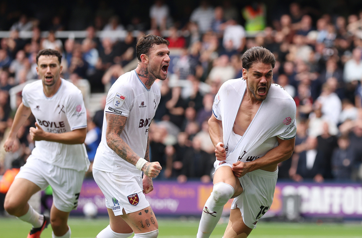 Millwall v West Ham United - Sky Bet Championship 2026/27