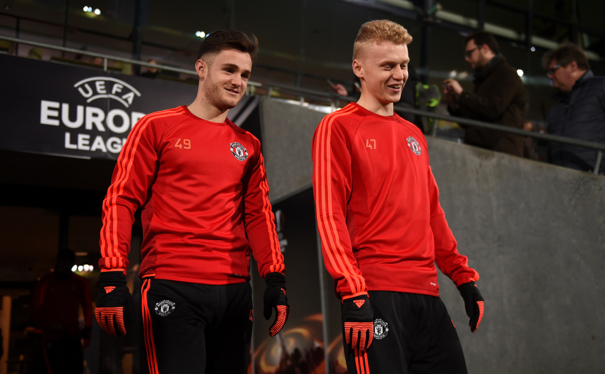 Manchester United Training Session &amp; Press Conference